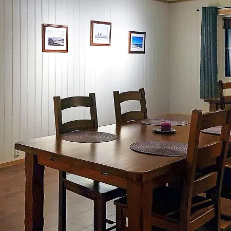 6 Person In Tatil Evi Hamnvik