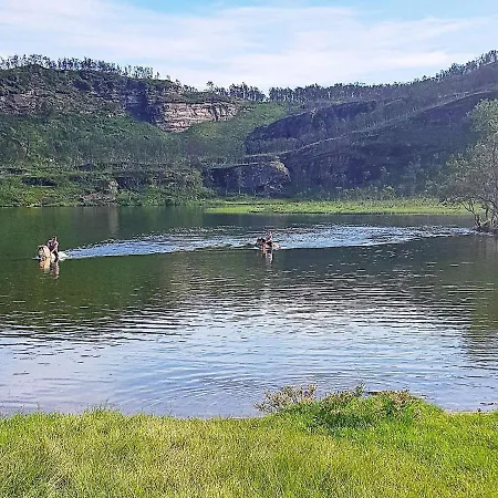 6 Person In *