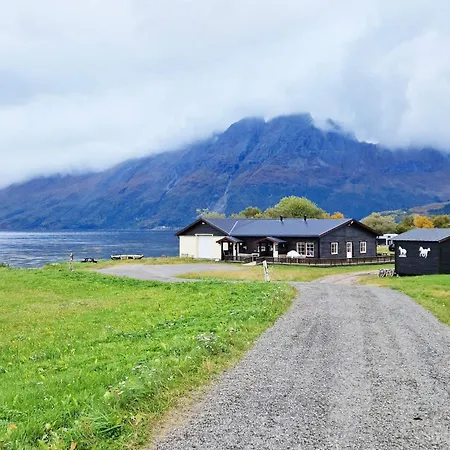 Holiday Home Hamnvik * Hamnvik