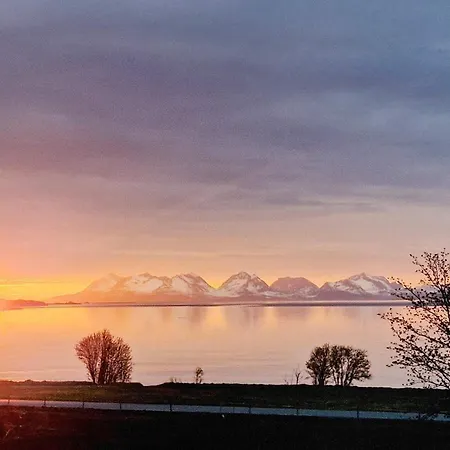 Holiday Home Hamnvik