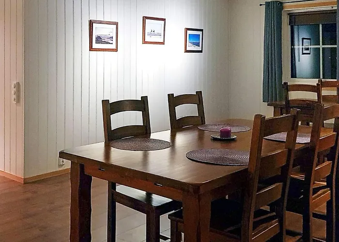 6 Person In Сasa de vacaciones Hamnvik