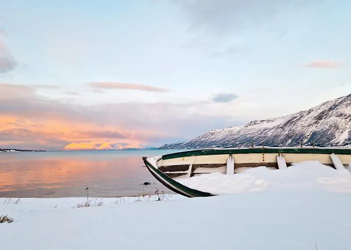 6 Person In Сasa de vacaciones Hamnvik