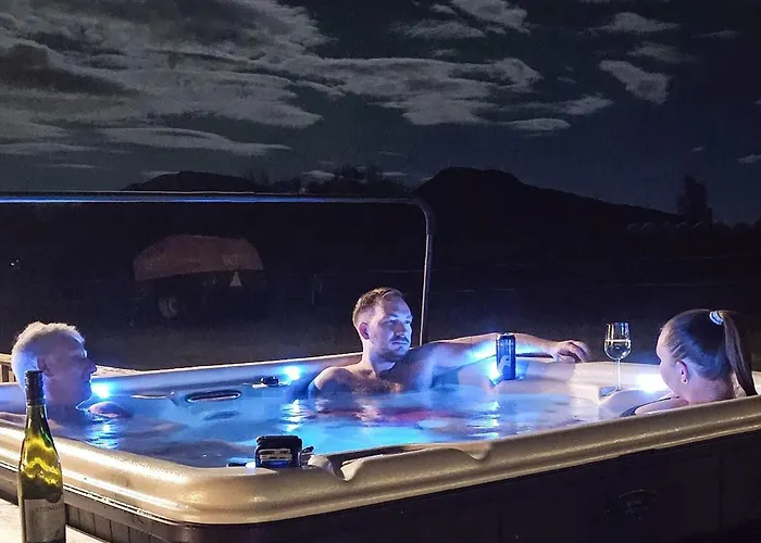 6 Person In Semesterbostad