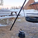6 Person In * Hamnvik
